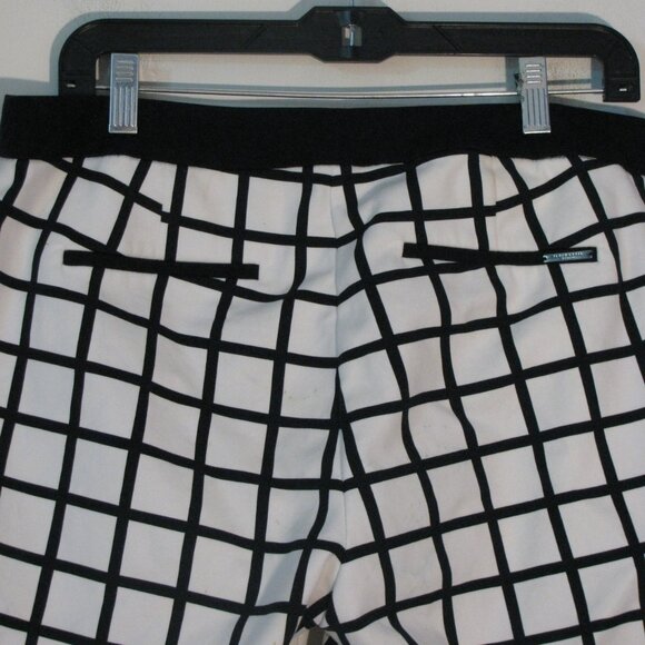 Black Label by Chicos Size 1.5 Large Black White Windowpane Ankle Zipper Leg - Picture 7 of 7